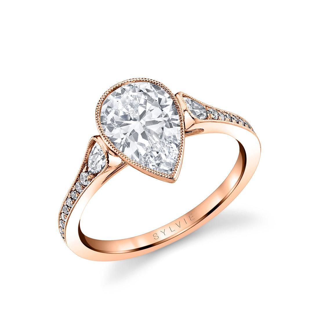 14K Brianna Pear Vintage Engagement Ring