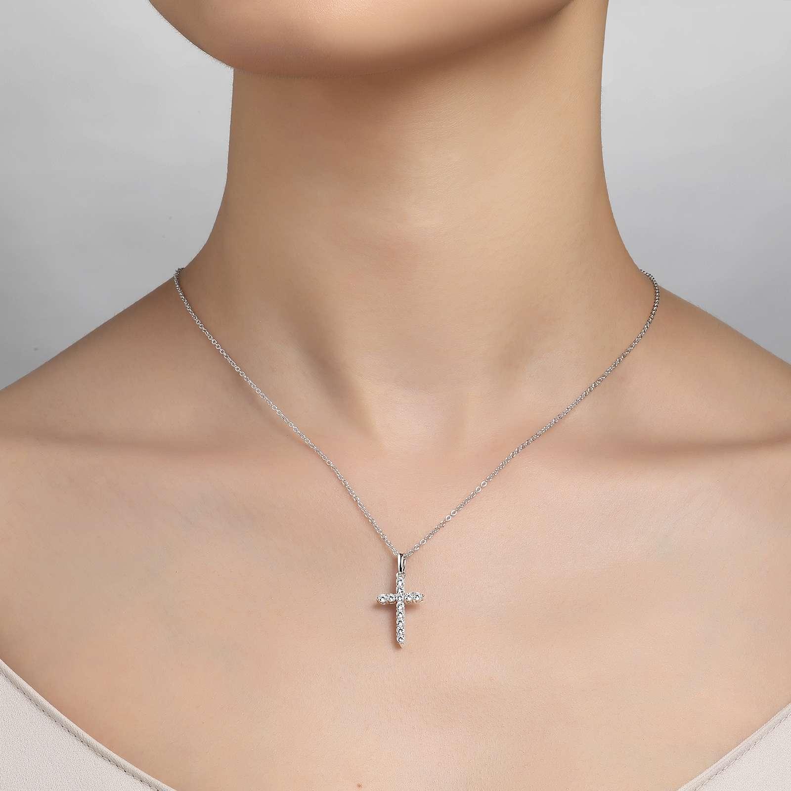 Cross Pendant Necklace