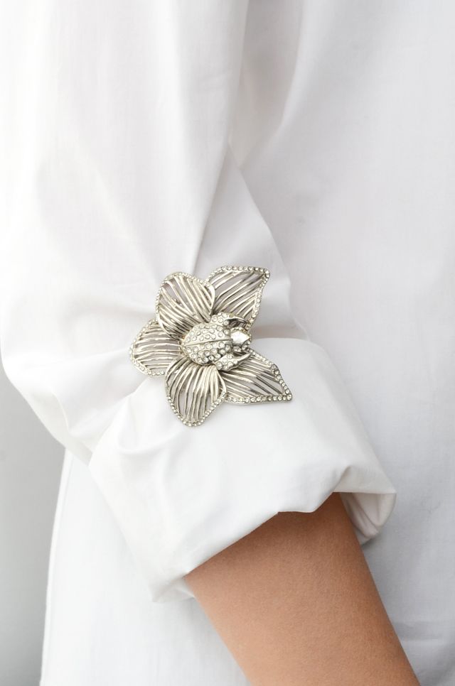 How to Style Vintage and Estate Jewelry