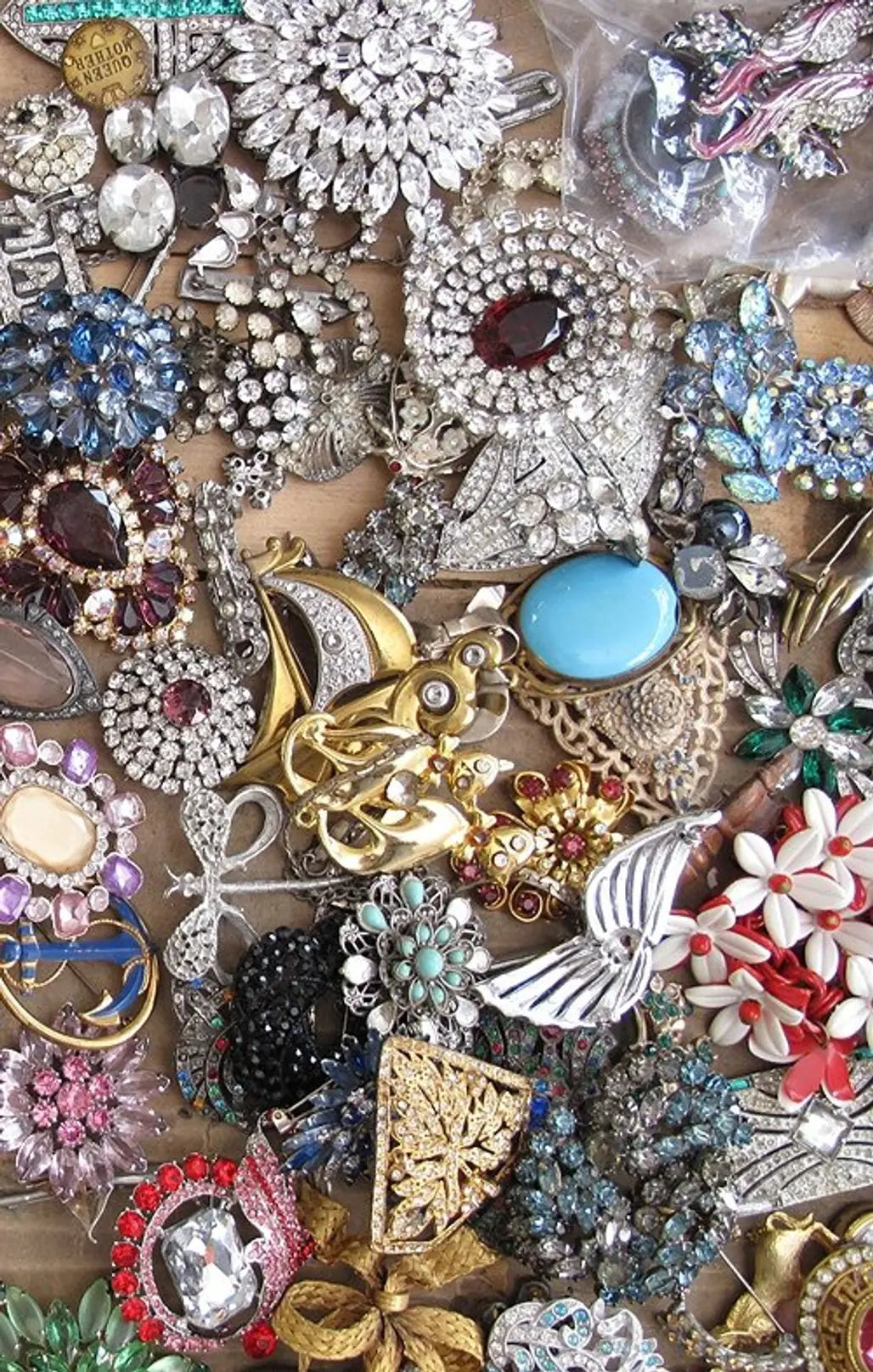 Why We Love Vintage and Estate Jewelry
