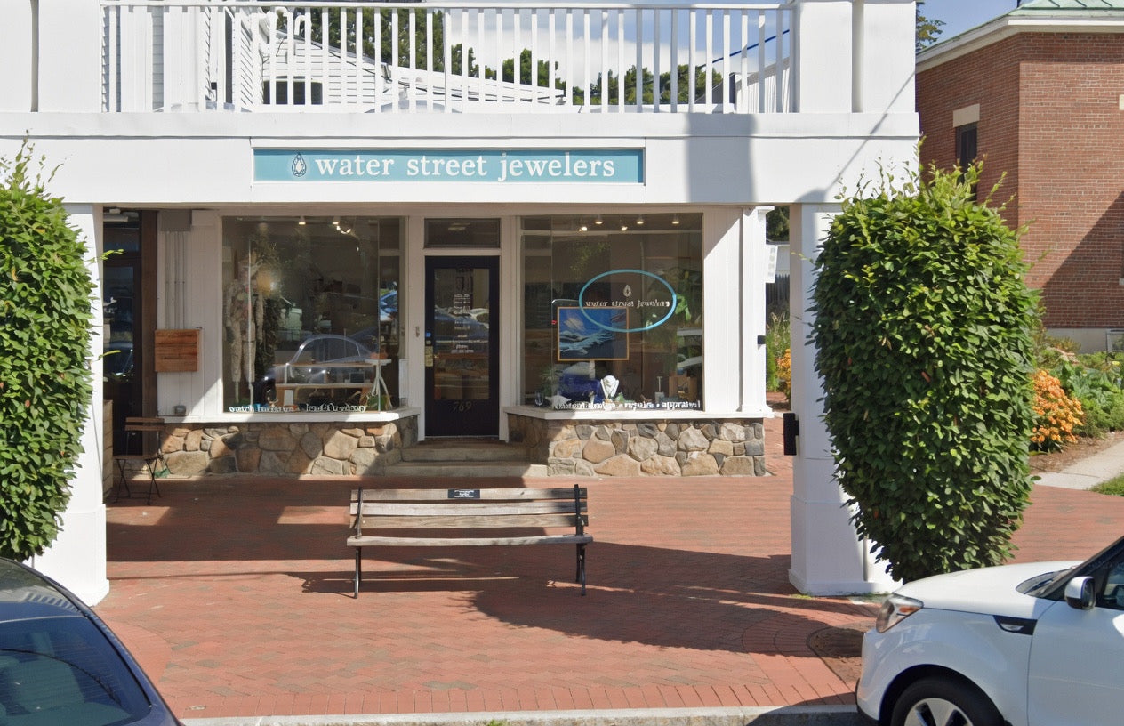 Water Street Jewelers in Madison, Connecticut.