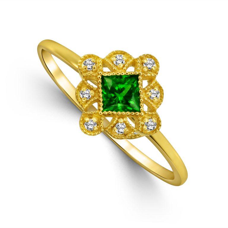 Tsavorite Diamond Ring