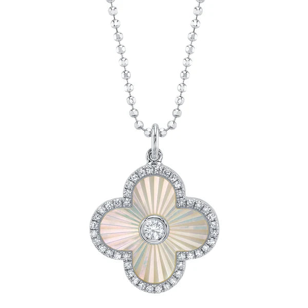 Clover Mother of Pearl Necklace