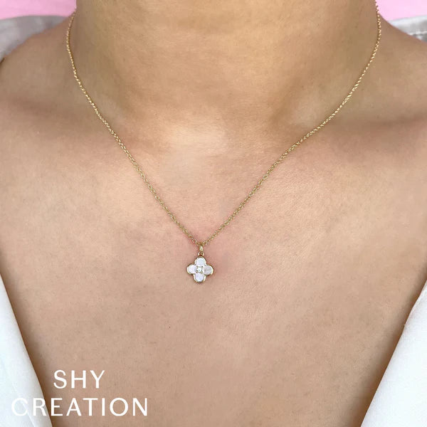 Mother of Pearl Clover Necklace