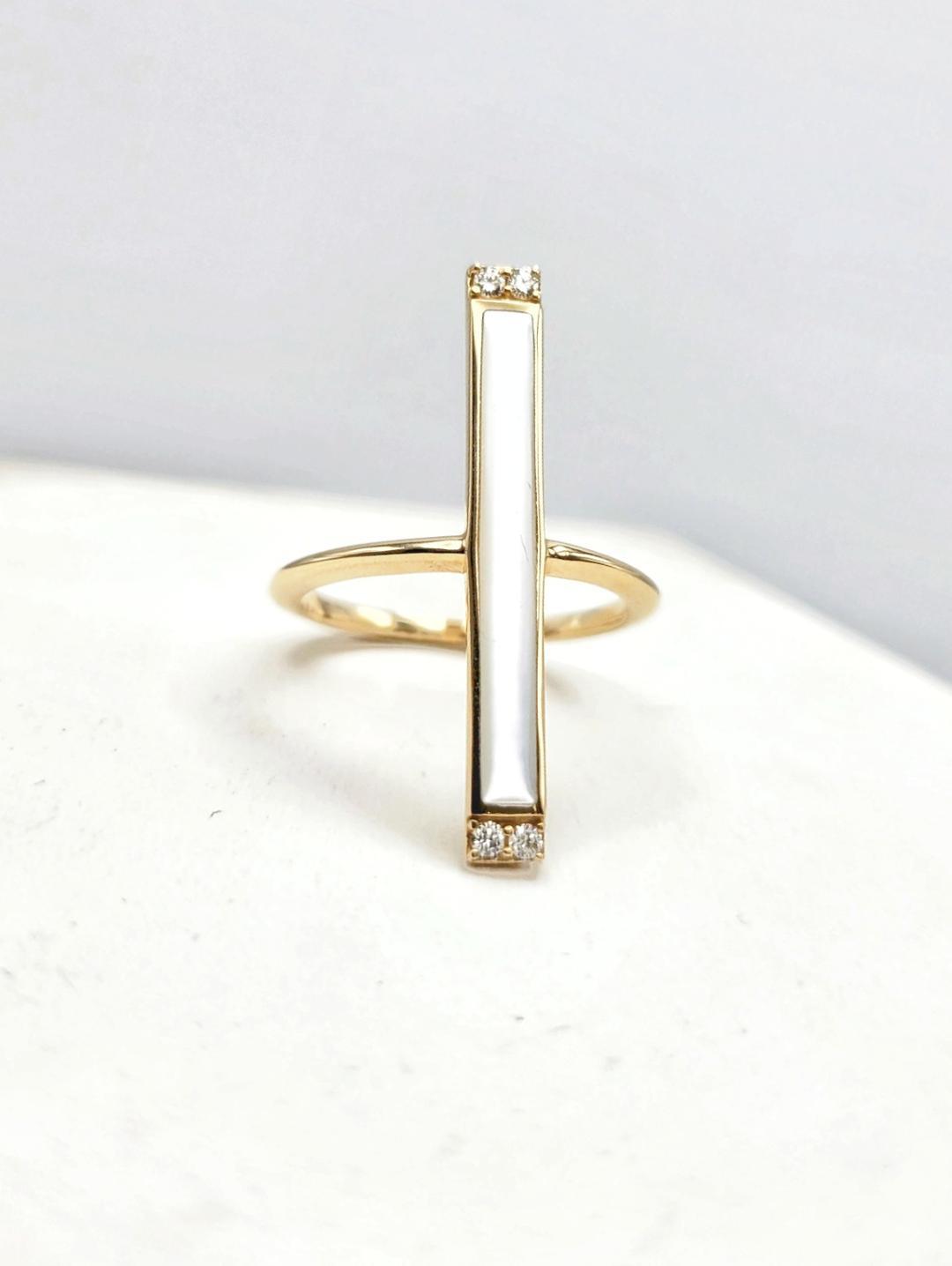 Gemstone Stick Ring