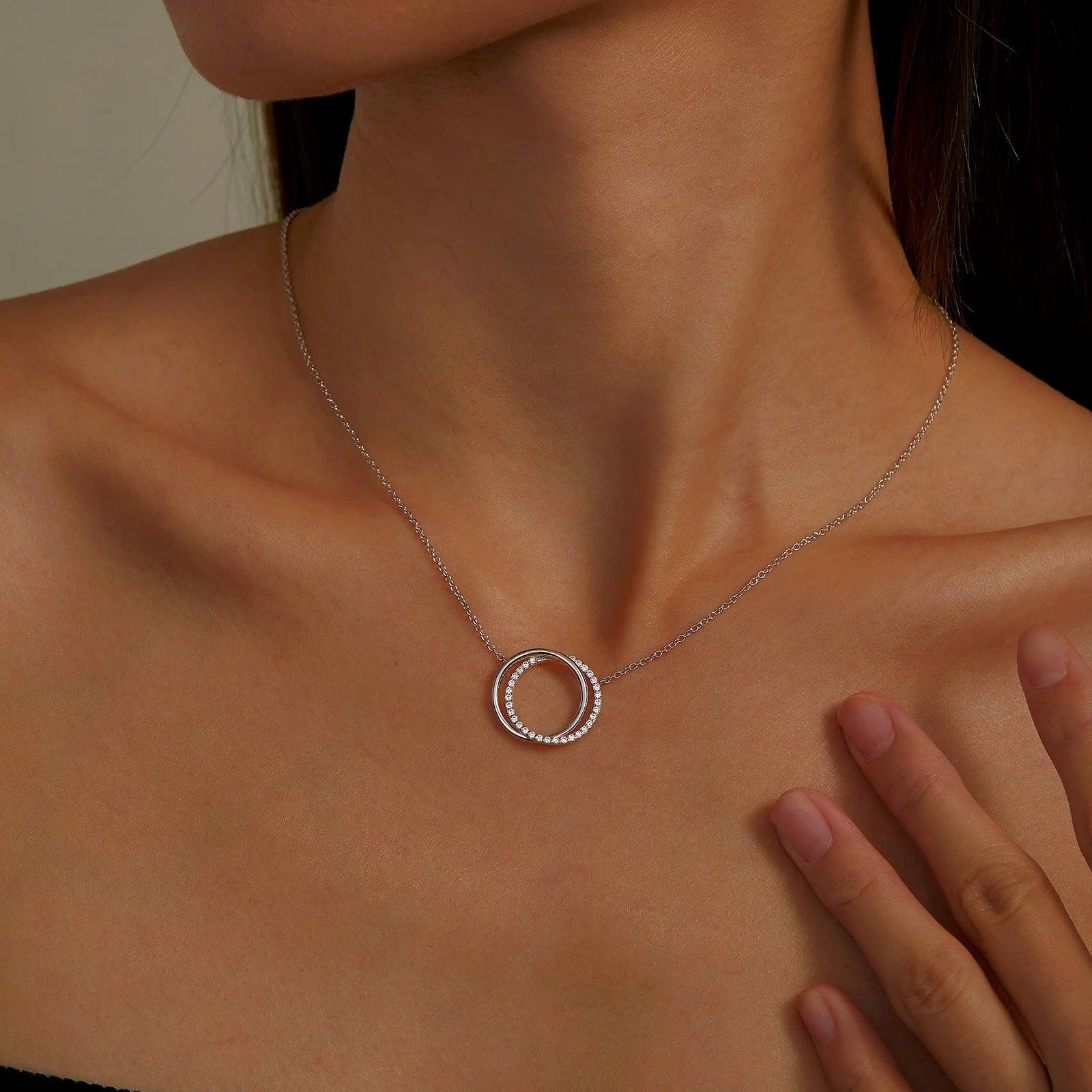Interlocking Circles Necklace
